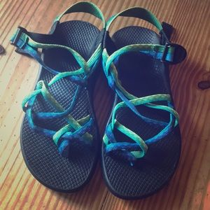 Chacos size 8